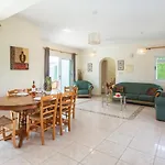 Villa Zenon