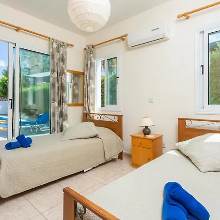 Zenon Βίλα Πέγεια