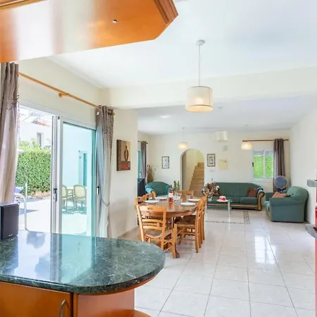 빌라 Zenon 페이야